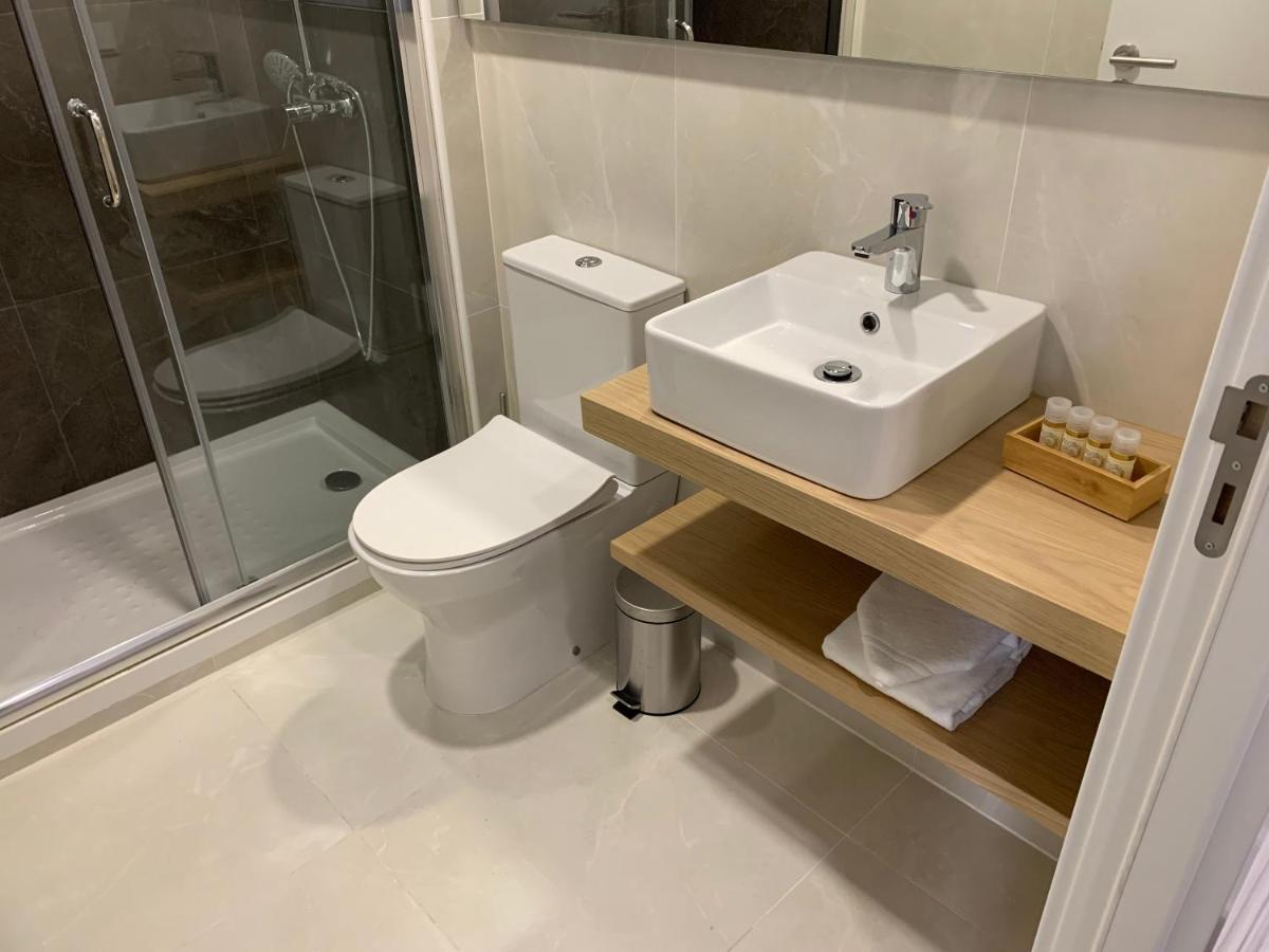 Pharmacia Guesthouse Coimbra Eksteriør billede